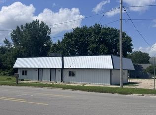 400 S Frederick Ave, Oelwein, IA 50662