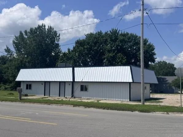 400 S Frederick Ave, Oelwein, IA 50662