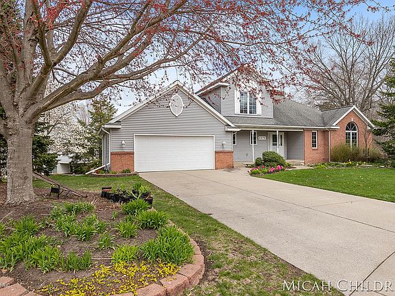 2nd image of 2475 Bowenton Pl SW