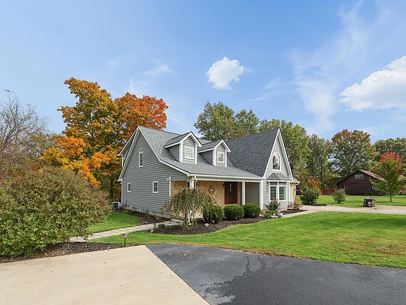 4th image of 9385 Hill Rd NW