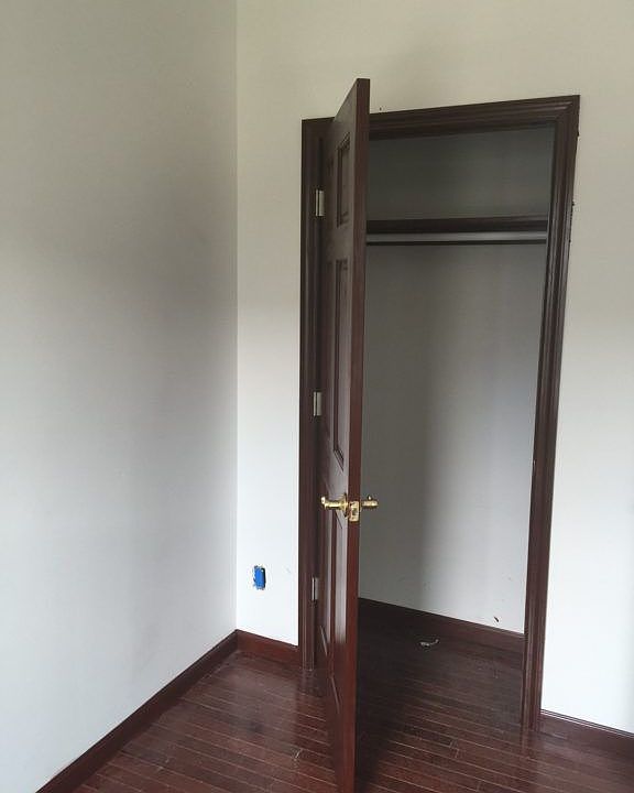 2nd image of 2324 28th Ave APT 2R
