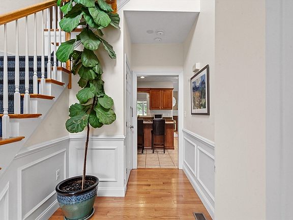 5th image of 26 Arborway