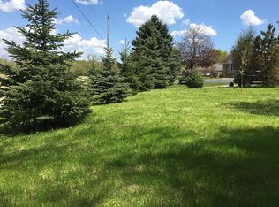 11313 Tuttle Rd, Trevor, WI 53179