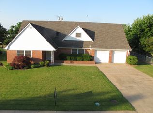 5717 Cornell Dr, Bartlesville, OK 74006