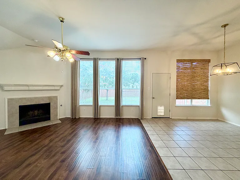 5809 Pine Meadow Ln — Photo 10