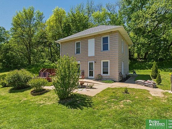 2nd image of 64443 735th Rd