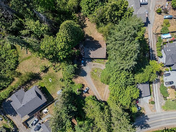 3rd image of 5280 Koksilah Rd