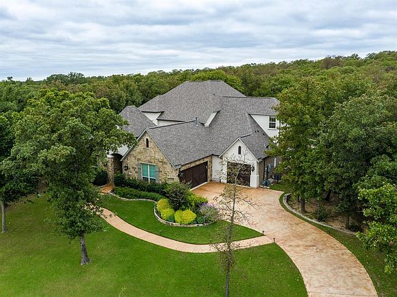 3rd image of 4801 Montalcino Blvd