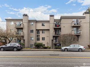 4831 Fauntleroy Way SW APT 207, Seattle, WA 98116