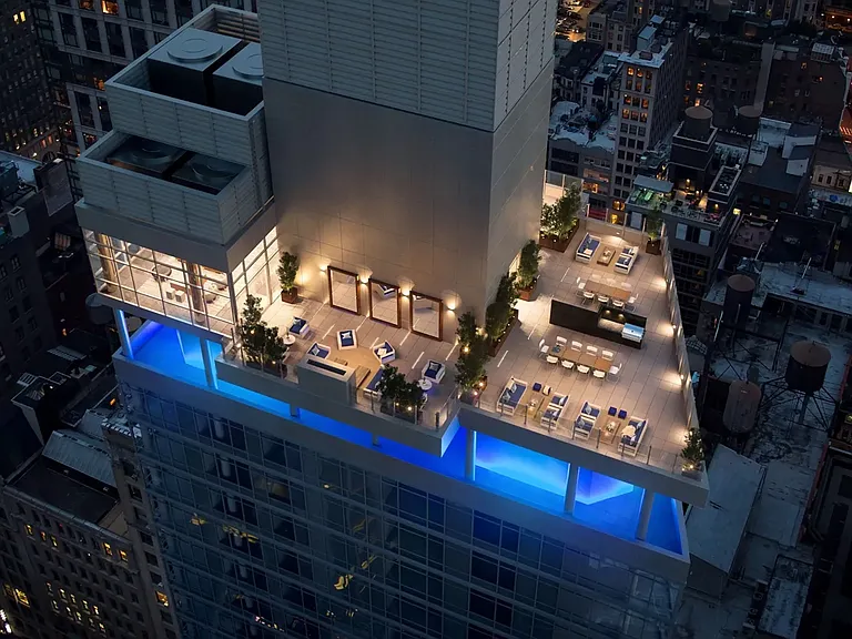 42 W 33rd St #2C — Photo 10