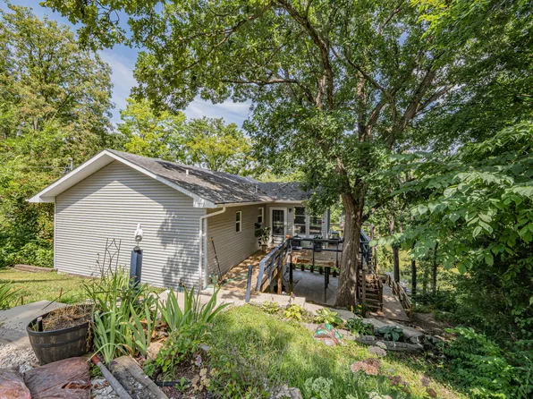 2227 Private Road 1336, Moberly, MO 65270