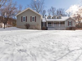 480 Midland Lake Rd, Middletown, NY 10941