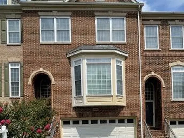 5459 Serviceberry St, Centreville, VA 20120