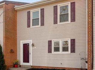 141 Catoctin Cir SW, Leesburg, VA