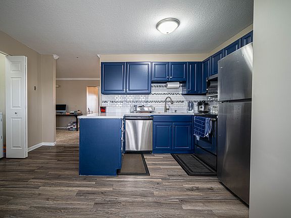 3rd image of 303 Chesterfield Ct #303
