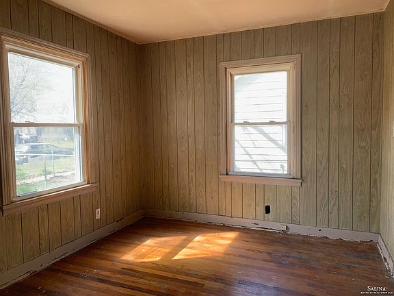 4th image of 1000 N 10th St