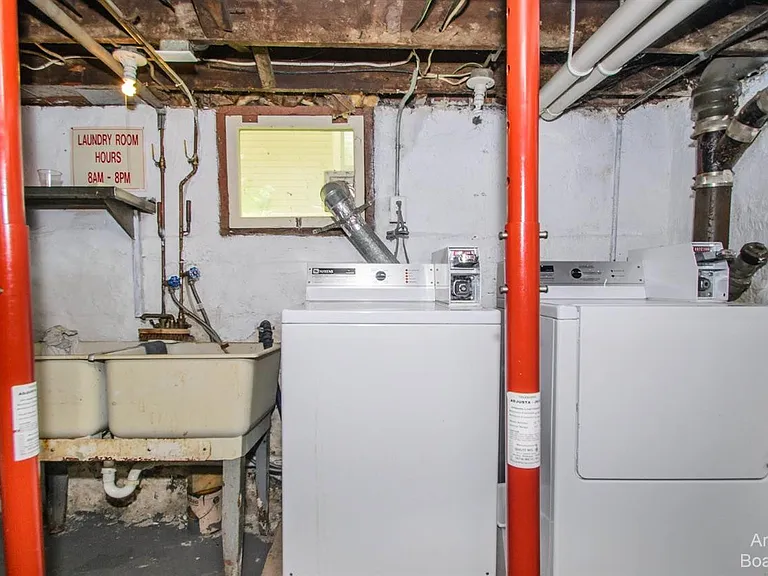 610 S Ashley St #2 — Photo 31
