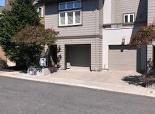 10233 NW Village Heights Dr, Portland, OR 97229