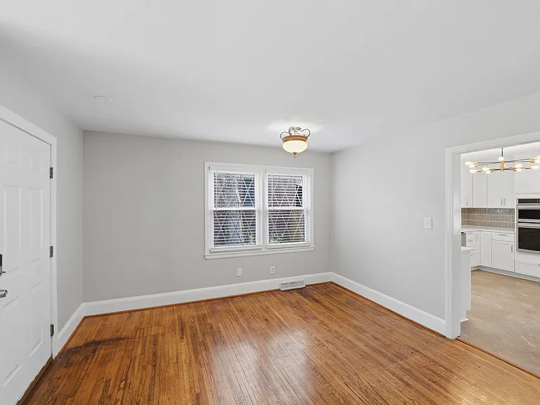 2214 Arnold Dr — Photo 14