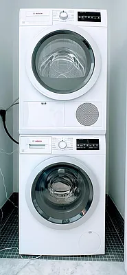 Rented by Valeo Realty Group LLC | media 30