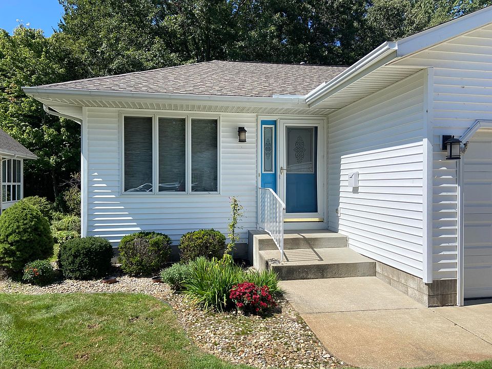 2nd image of 17051 Grandview Dr