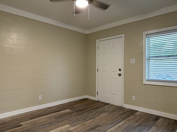 4th image of 238 Chestnut St #A