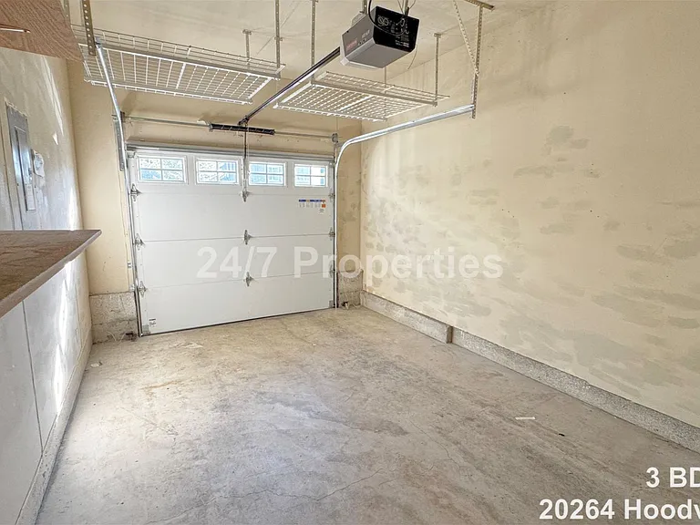 20264 Hoodview Ave — Photo 18
