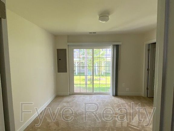 4th image of 10719 Caledonia Meadow Dr