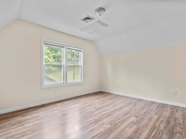 287 Crown St, Meriden, CT