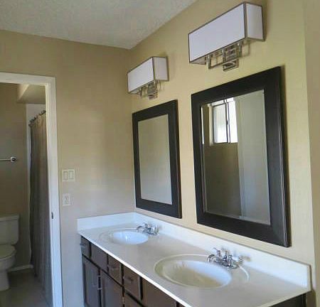 4th image of 6914 E Grandview Dr