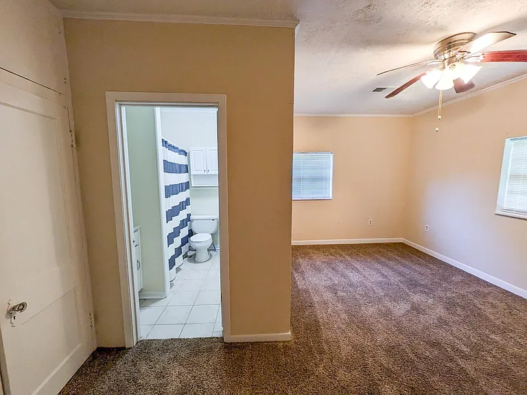 458 Belvedere Dr — Photo 8