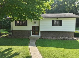 102 Jack Ct, Odon, IN 47562