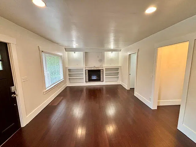 3 bed, 1600 sqft, $4,495 — Photo 4