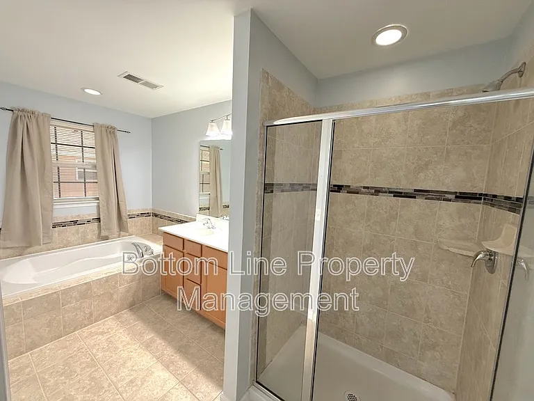 7562 Red Mulberry Way — Photo 22