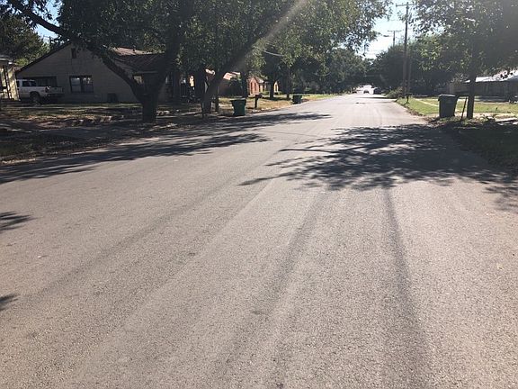 4th image of 363 W Live Oak St