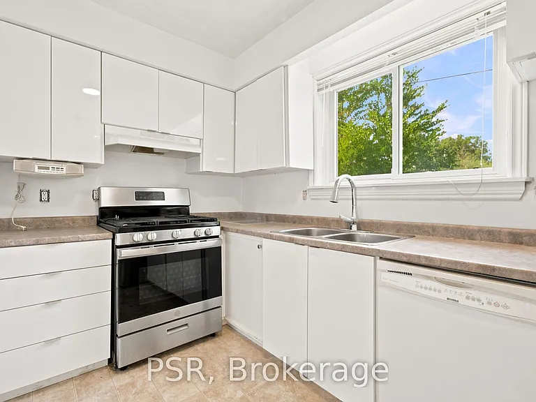 531 Rodd Ave #UPPER — Photo 13
