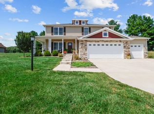 274 Westport Rd, Valparaiso, IN 46385