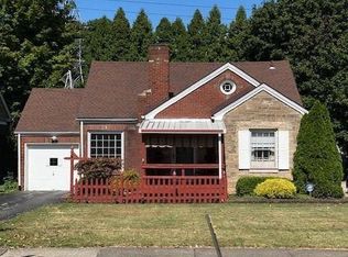 36 Brookfield Ave, Youngstown, OH 44512