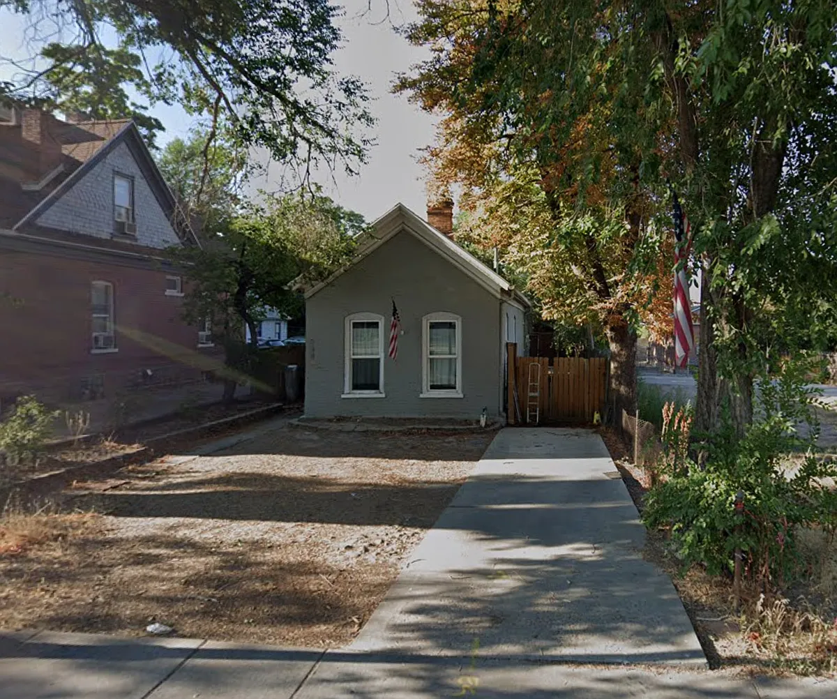 2 bed, 964 sqft, $2,000 — Photo 1