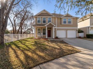 10024 Lexington Dr, Aubrey, TX 76227