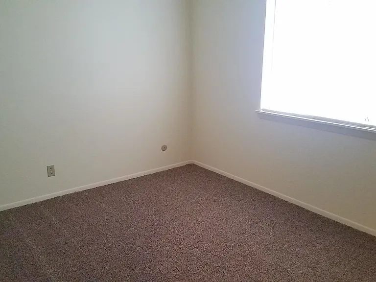Kimberly Club Apartments — Photo 89