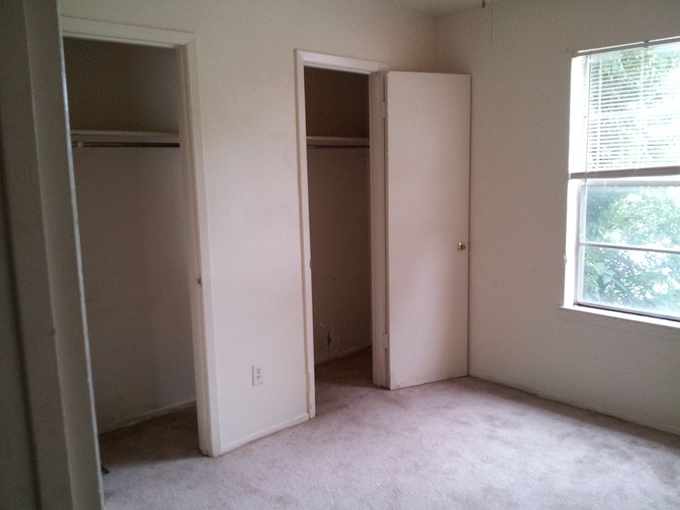 2nd image of 120 Avenue H APT 103