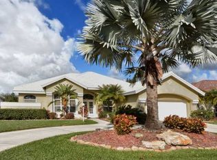 517 Governors Green Dr, Venice, FL 34293
