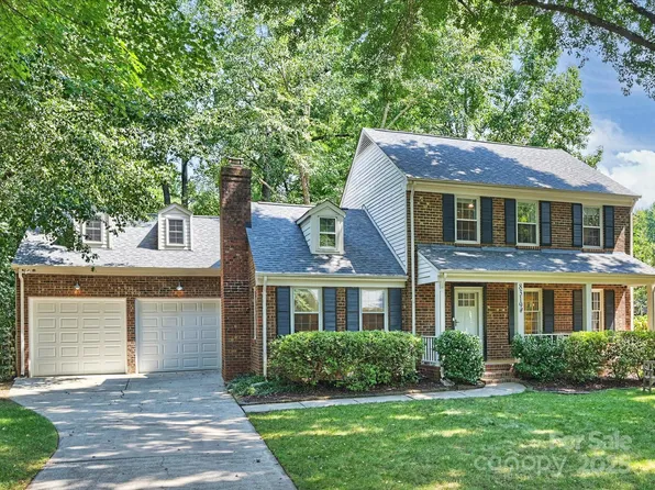 8319 Braeside Ct, Charlotte, NC 28270