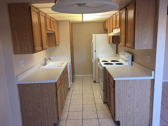 5th image of 5941 W Golden Ln