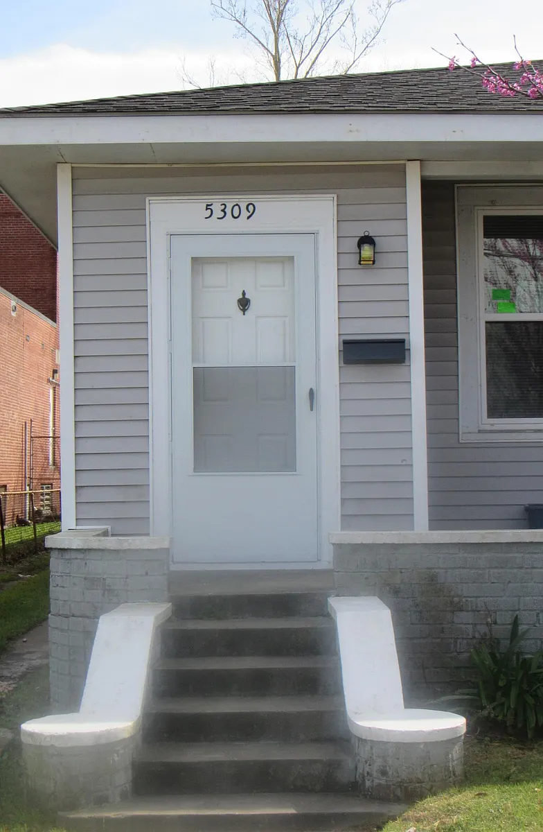 Building Photo - 5309 4th St