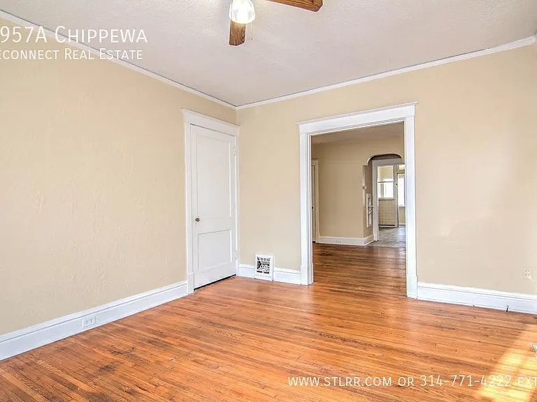 3957A Chippewa St — Photo 2