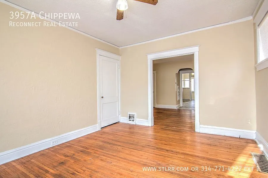 Building Photo - 3957A Chippewa St