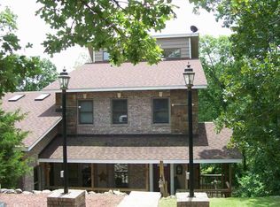 303 Pebble Beach Dr, Hot Springs, AR 71913