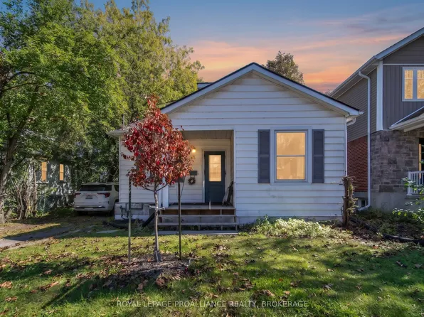 153 Macdonnell St, Kingston, ON K7L 4B9